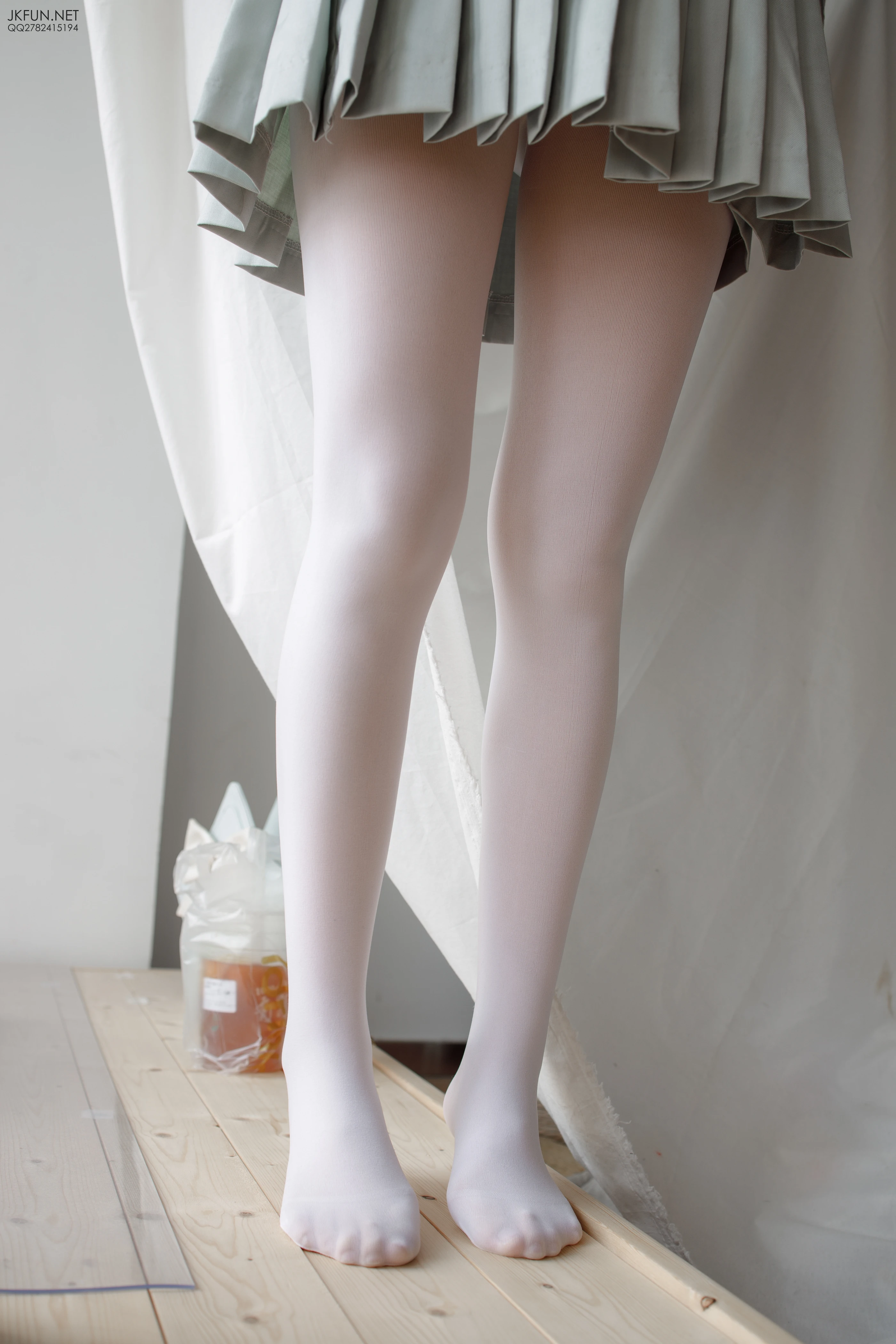 森萝财团 [JKFUN-009] 50D白丝按摩仪 [105P 1V]插图8
